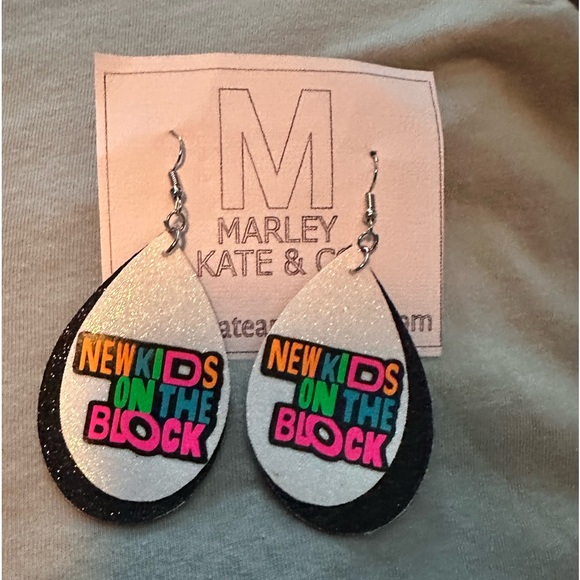 NKOTB Bundle! Shirt + Earrings - Picture 2 of 5